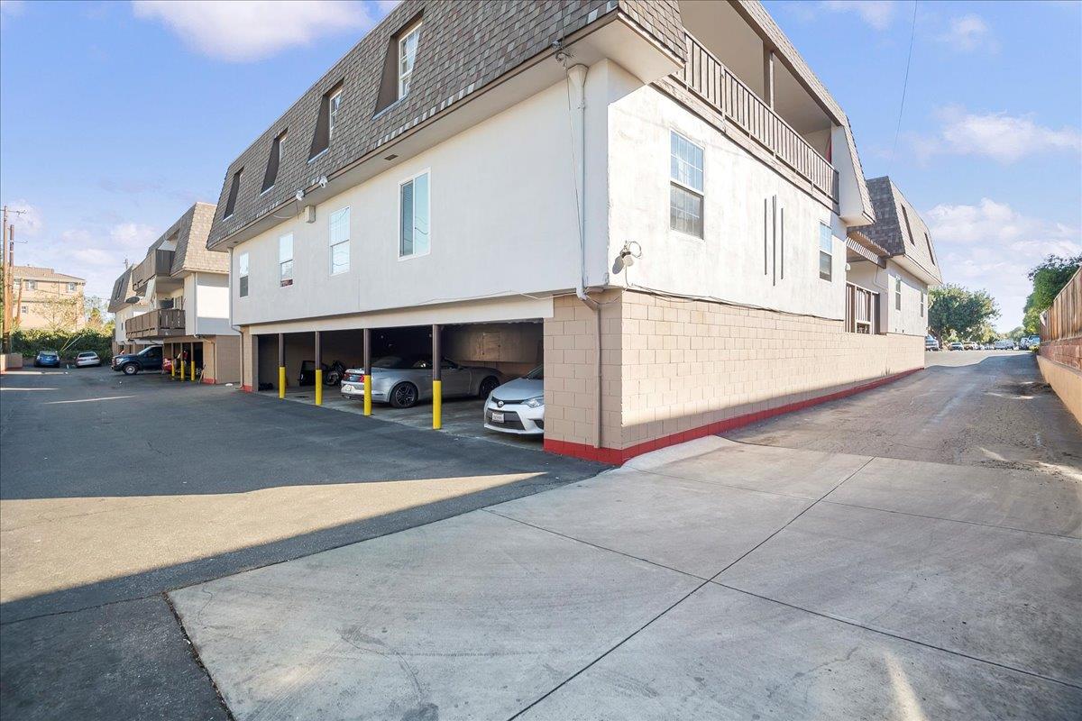 1285 Ayala Drive, SUNNYVALE, California 94086, ,Comm Ri Multi-units 5+,For Sale,Ayala Drive,ML81869691