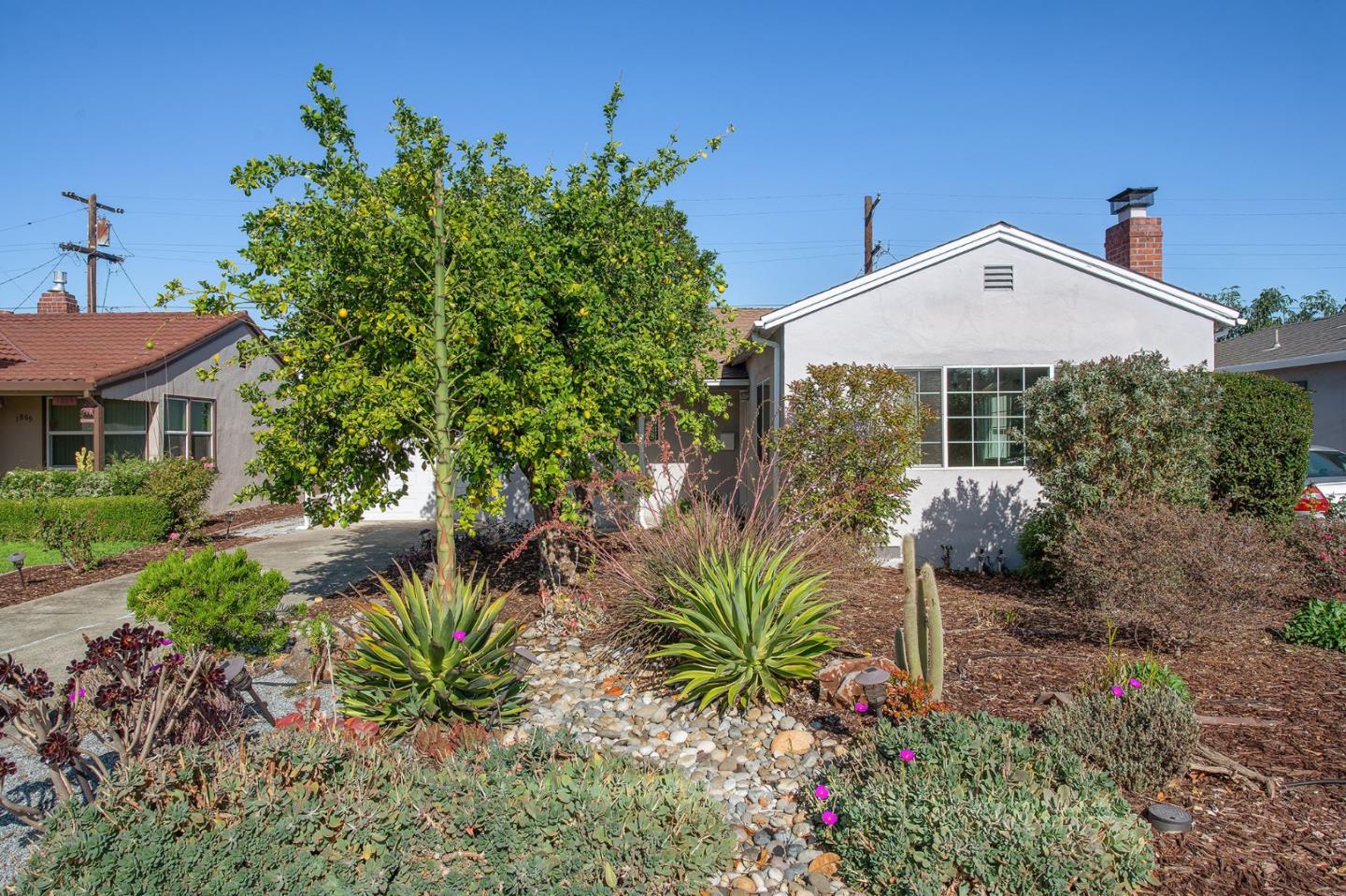 Detail Gallery Image 1 of 1 For 1861 Catherine St, Santa Clara,  CA 95050 - 2 Beds | 1 Baths