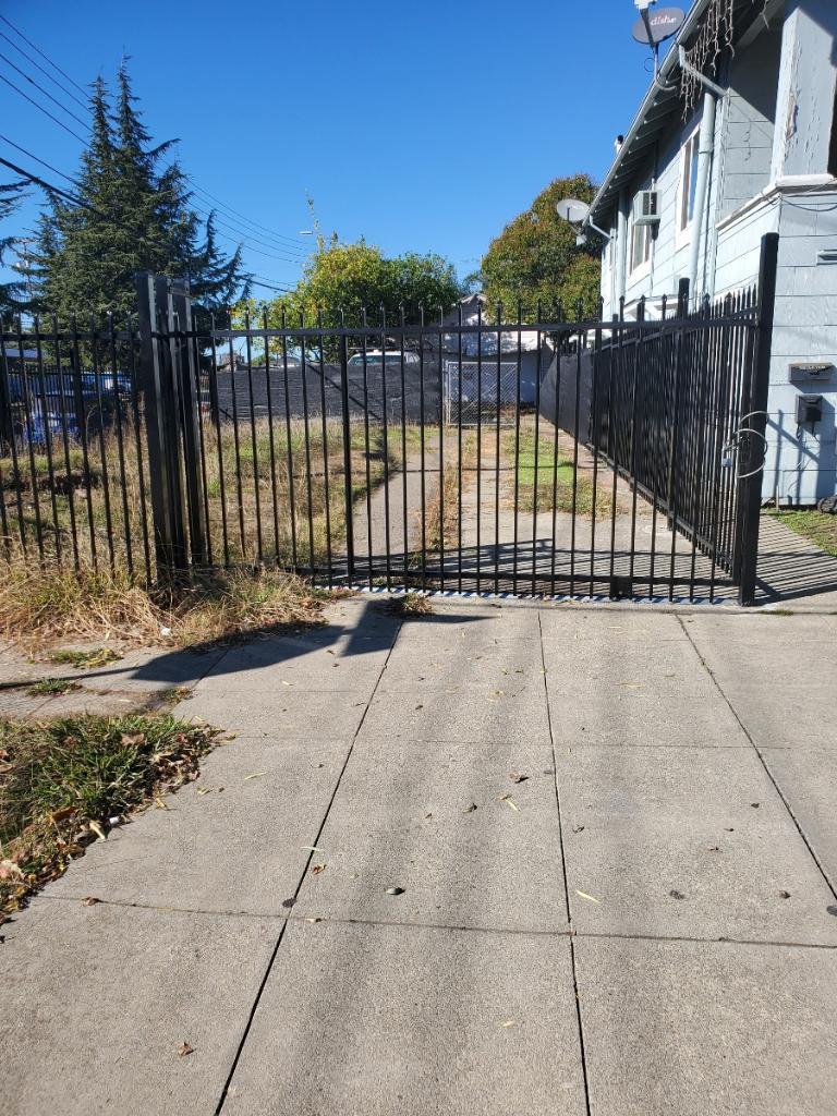 2201 92nd Avenue, OAKLAND, California 94603, ,Lots And Land,For Sale,92nd Avenue,40973822