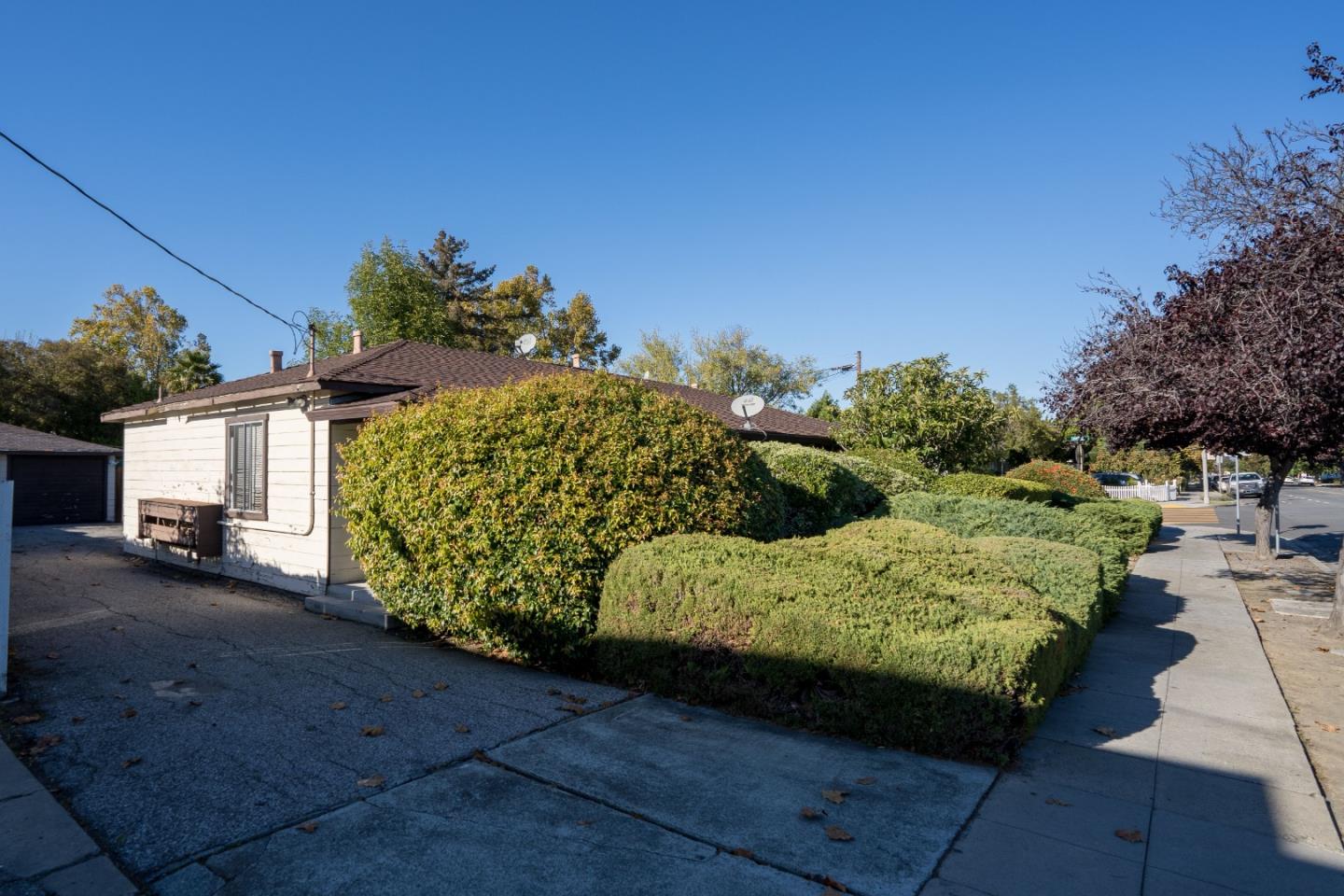 519 Borregas Avenue, SUNNYVALE, California 94085, ,Comm Ri Multi-units 5+,For Sale,Borregas Avenue,ML81869976