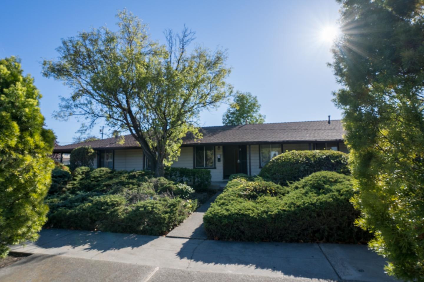 519 Borregas Avenue, SUNNYVALE, California 94085, ,Comm Ri Multi-units 5+,For Sale,Borregas Avenue,ML81869976