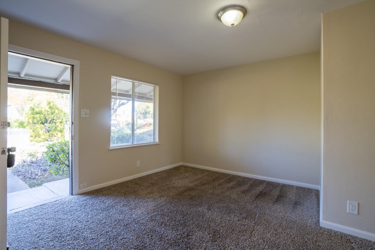 519 Borregas Avenue, SUNNYVALE, California 94085, ,Comm Ri Multi-units 5+,For Sale,Borregas Avenue,ML81869976