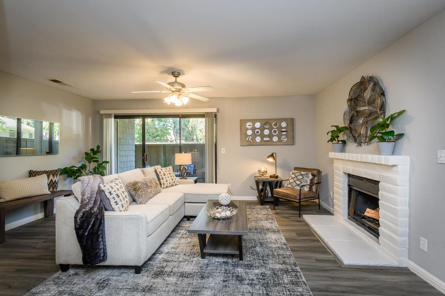 Detail Gallery Image 1 of 1 For 5696 Makati Cir #D,  San Jose,  CA 95123 - 2 Beds | 2 Baths