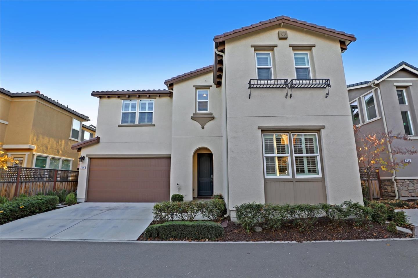 Detail Gallery Image 1 of 1 For 504 Misty Ln, Livermore,  CA 94550 - 4 Beds | 3 Baths