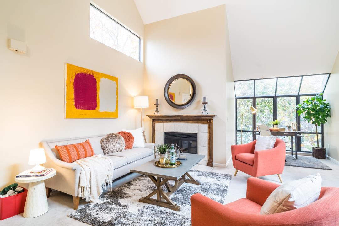 Detail Gallery Image 1 of 1 For 1029 Foxchase Dr, San Jose,  CA 95123 - 2 Beds | 1 Baths