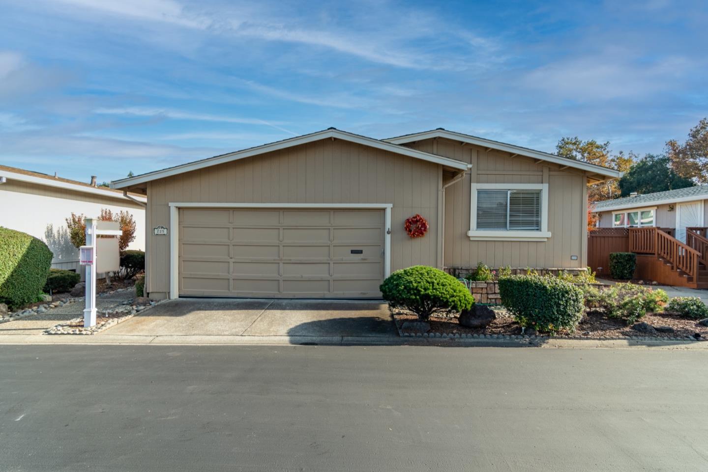 Detail Gallery Image 1 of 1 For 225 Autumn Ln #225,  Morgan Hill,  CA 95037 - 2 Beds | 2 Baths