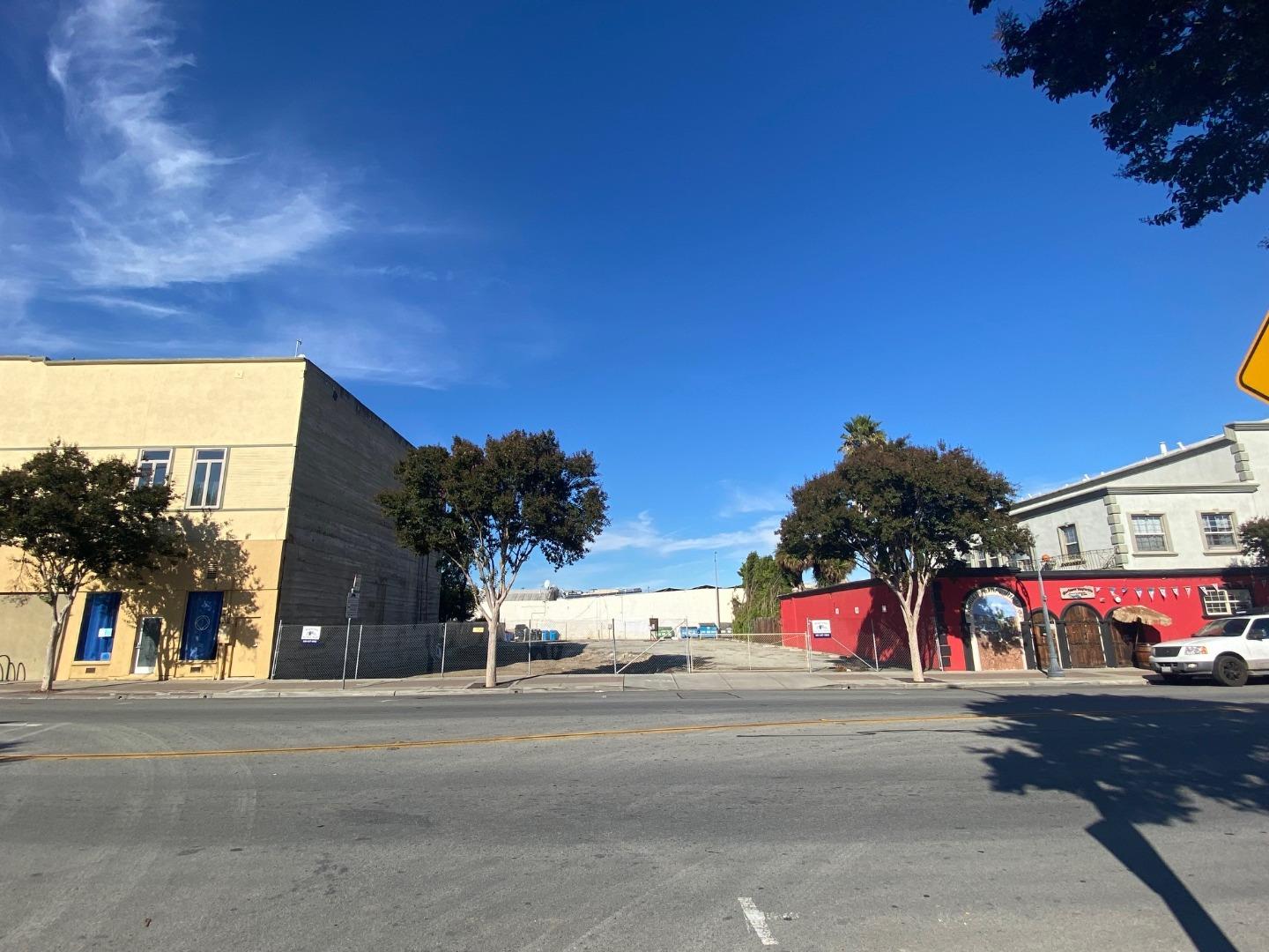 220 4th Street, HOLLISTER, California 95023, ,Lots And Land,For Sale,4th Street,40974132