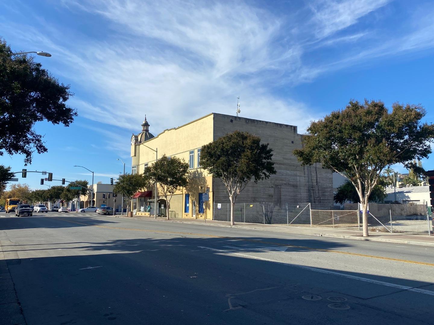 220 4th Street, HOLLISTER, California 95023, ,Comm Lots And Land,For Sale,4th Street,40974352