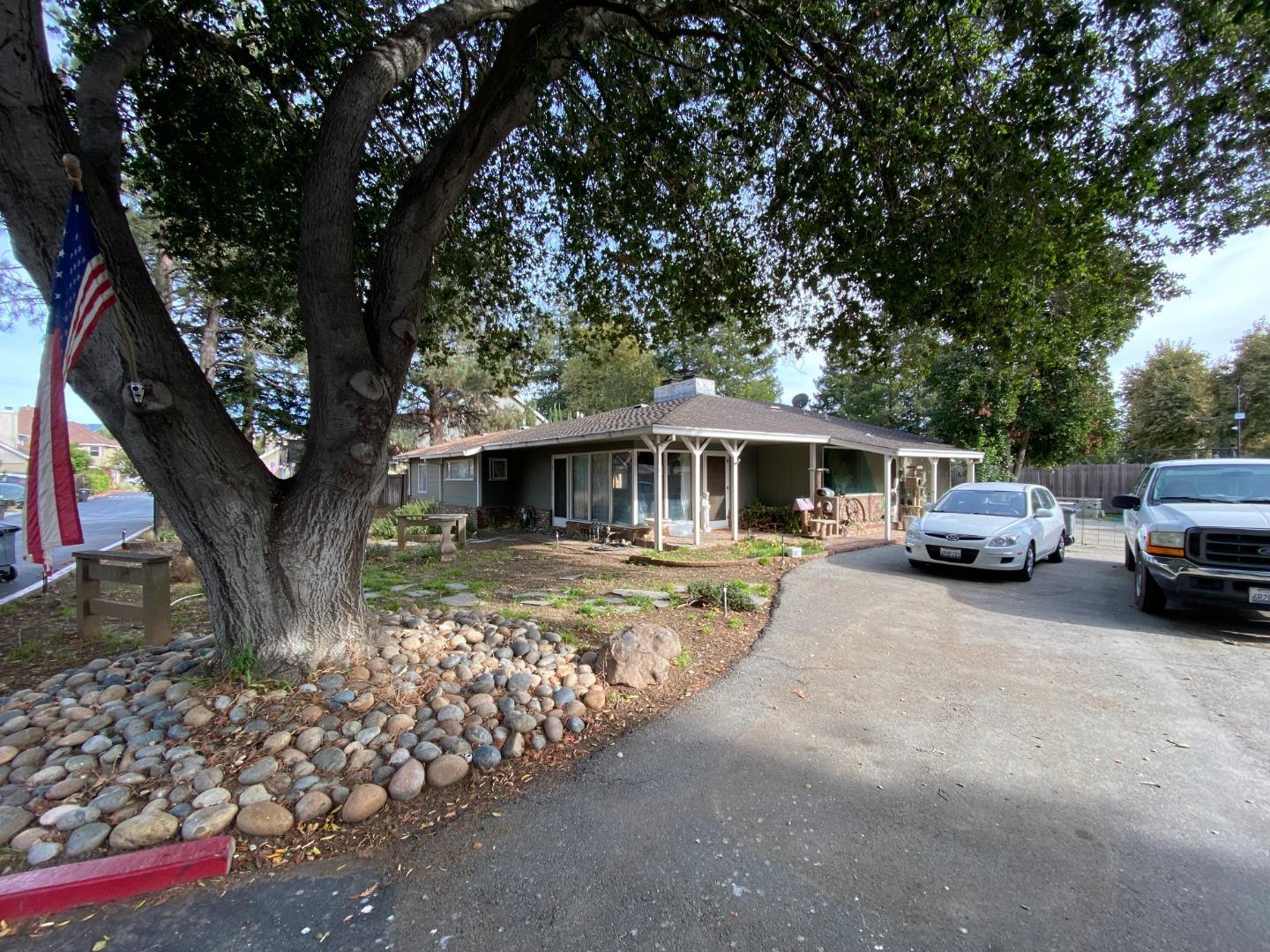 571 Creekside Lane, MORGAN HILL, California 95037, ,Lots And Land,For Sale,Creekside Lane,40974133