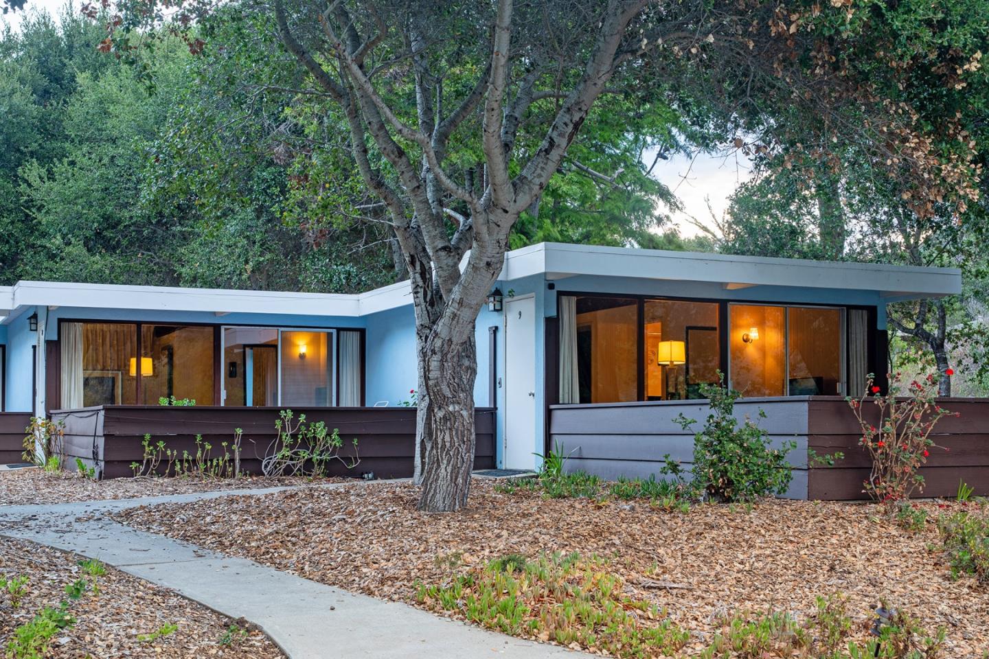 10 Flight Road, CARMEL VALLEY, California 93924, ,Comm Industrial For Sale,For Sale,Flight Road,40974354