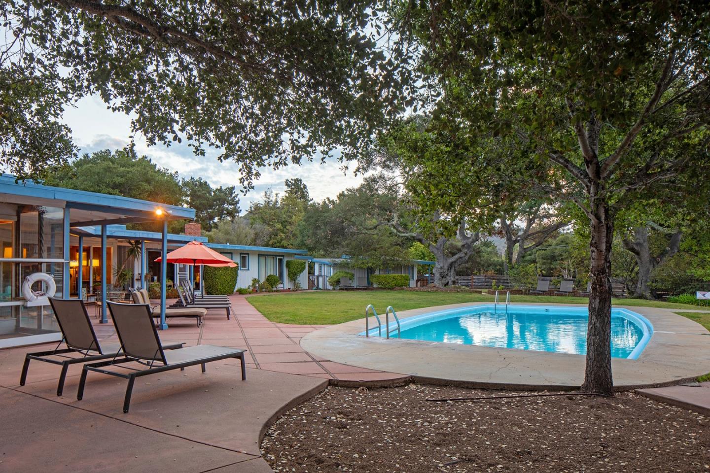 10 Flight Road, CARMEL VALLEY, California 93924, ,Comm Industrial For Sale,For Sale,Flight Road,40974354