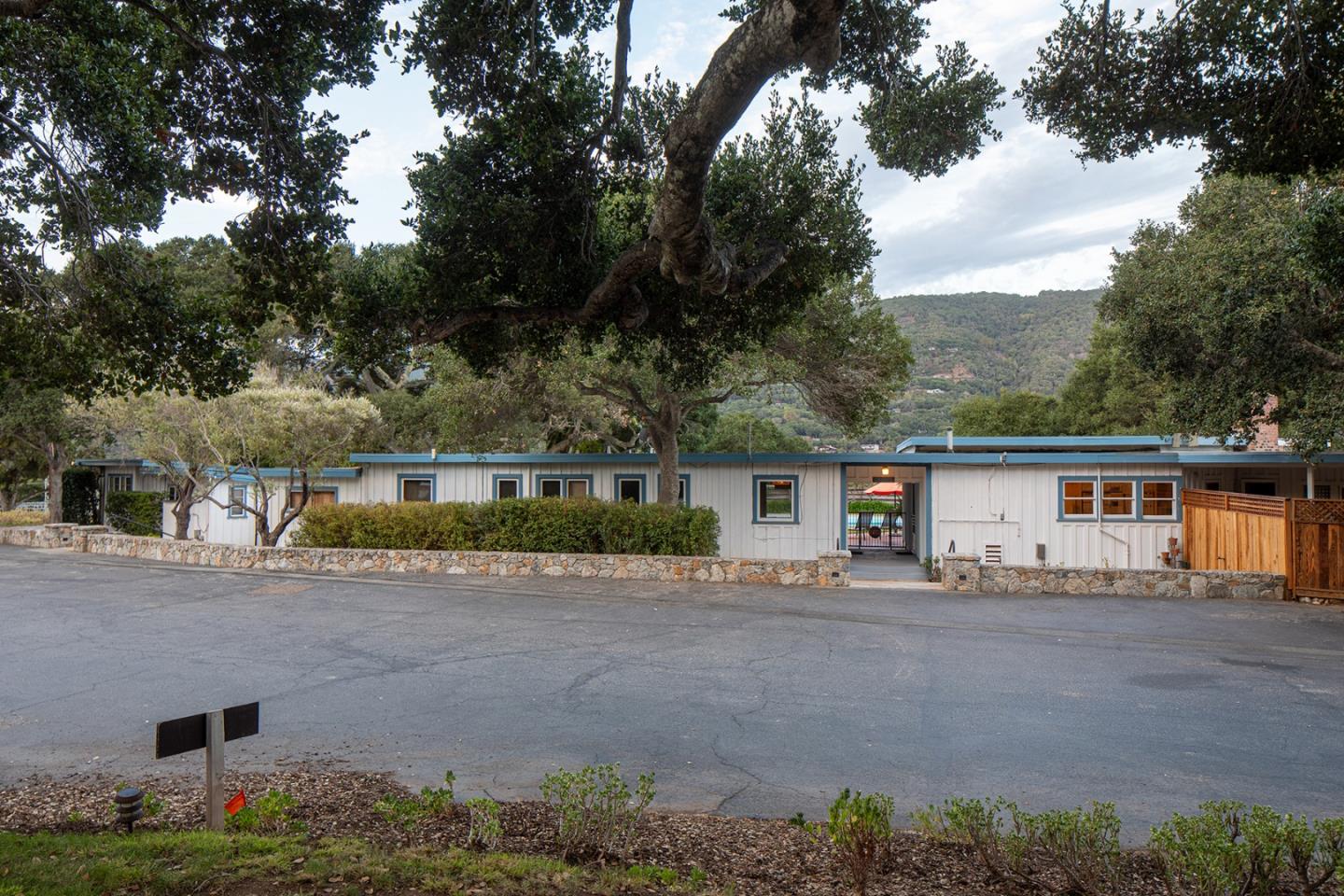10 Flight Road, CARMEL VALLEY, California 93924, ,Comm Industrial For Sale,For Sale,Flight Road,40974354