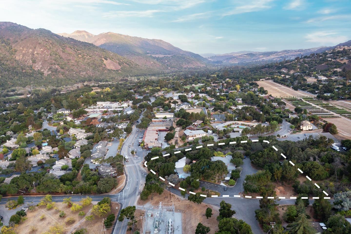 10 Flight Road, CARMEL VALLEY, California 93924, ,Comm Industrial For Sale,For Sale,Flight Road,40974354