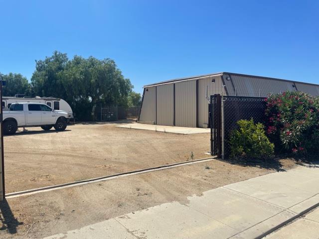 325 Airport Road, KING CITY, California 93930, ,Comm Industrial For Sale,For Sale,Airport Road,40974359