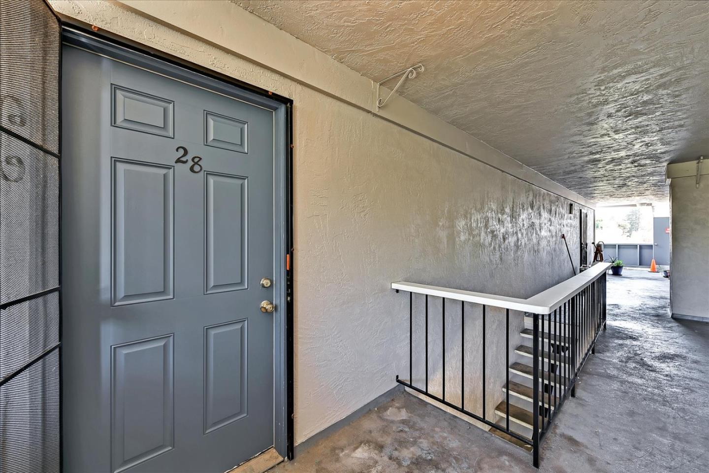 Detail Gallery Image 1 of 1 For 38228 Paseo Padre Pkwy #28,  Fremont,  CA 94536 - 1 Beds | 1 Baths