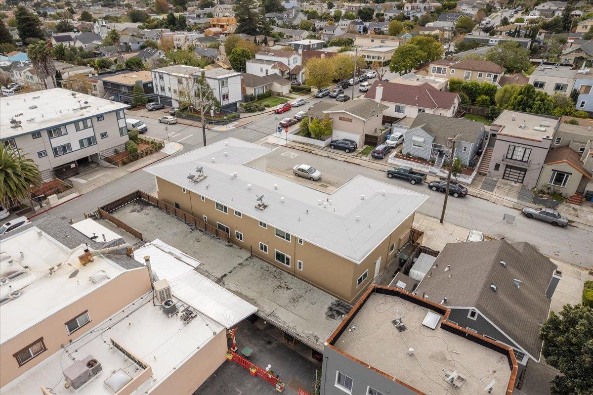 200 Linden Avenue, SAN BRUNO, California 94066, ,Comm Ri Multi-units 5+,For Sale,Linden Avenue,ML81870625