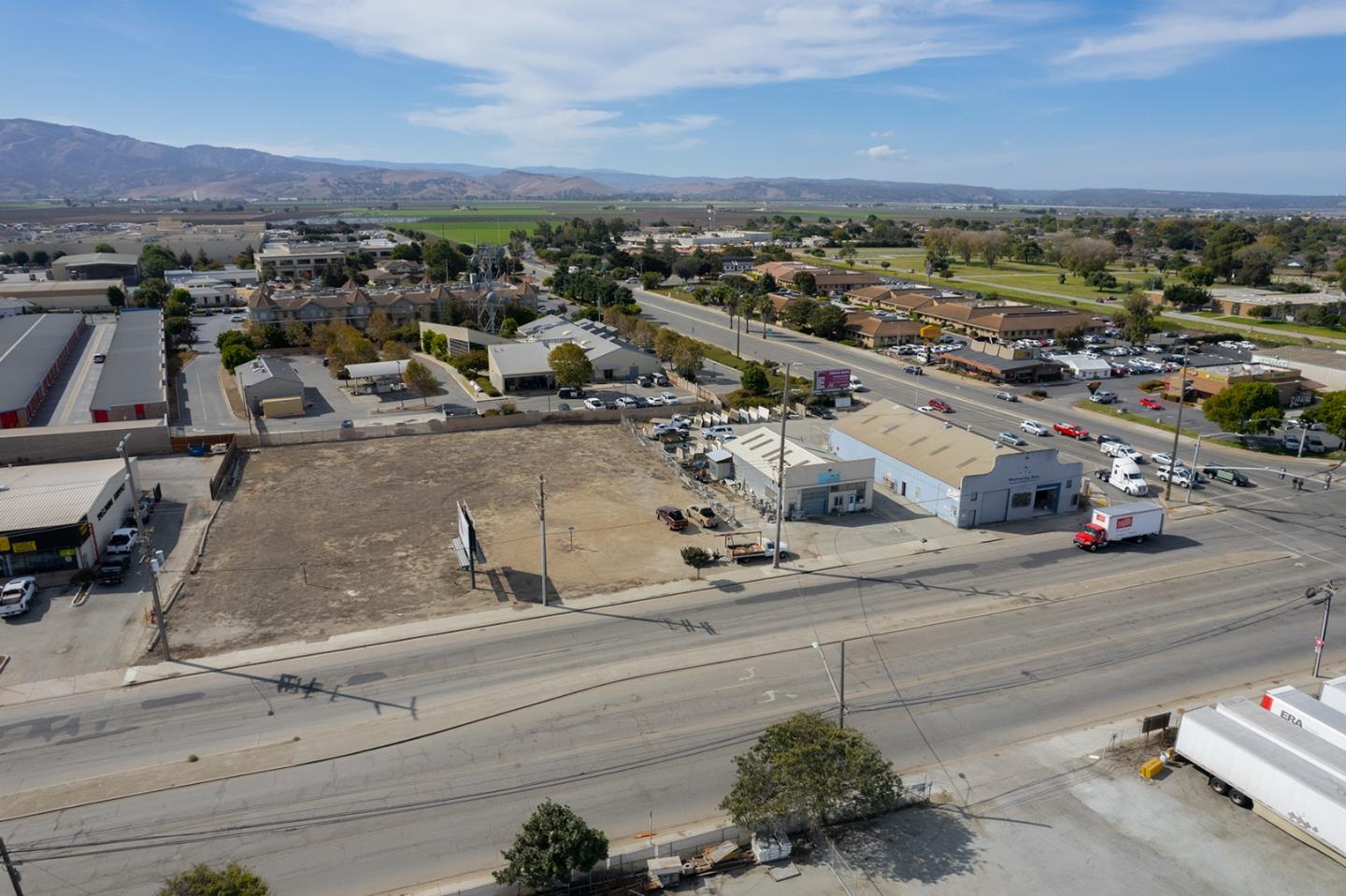1012 Abbott Street, SALINAS, California 93901, ,Comm Industrial For Sale,For Sale,Abbott Street,40974561