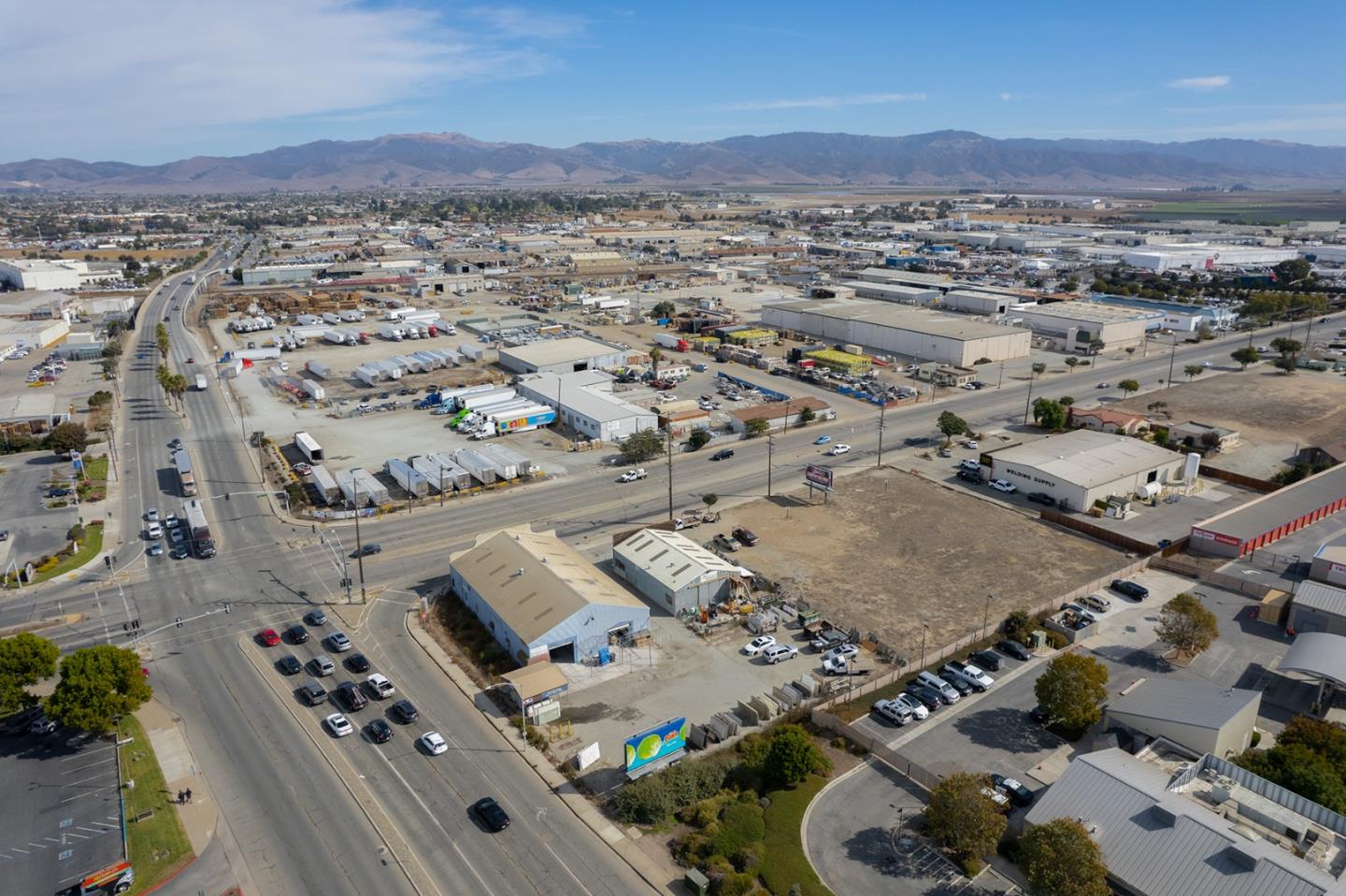 1012 Abbott Street, SALINAS, California 93901, ,Comm Industrial For Sale,For Sale,Abbott Street,40974561