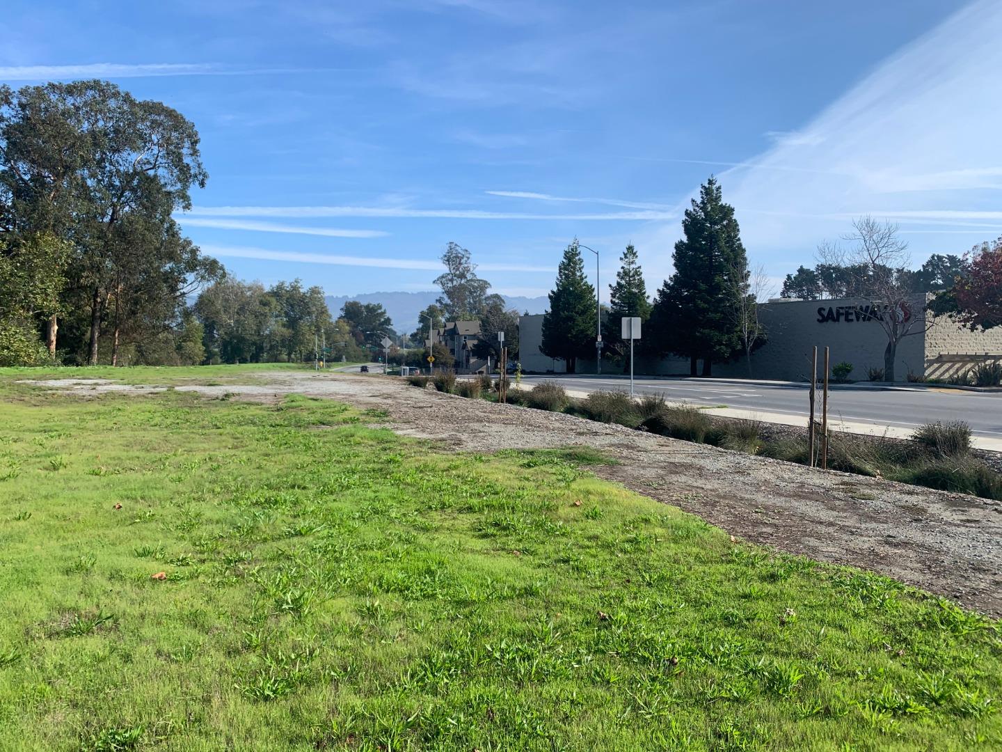 0 Airport Boulevard, WATSONVILLE, California 95076, ,Lots And Land,For Sale,Airport Boulevard,40974560