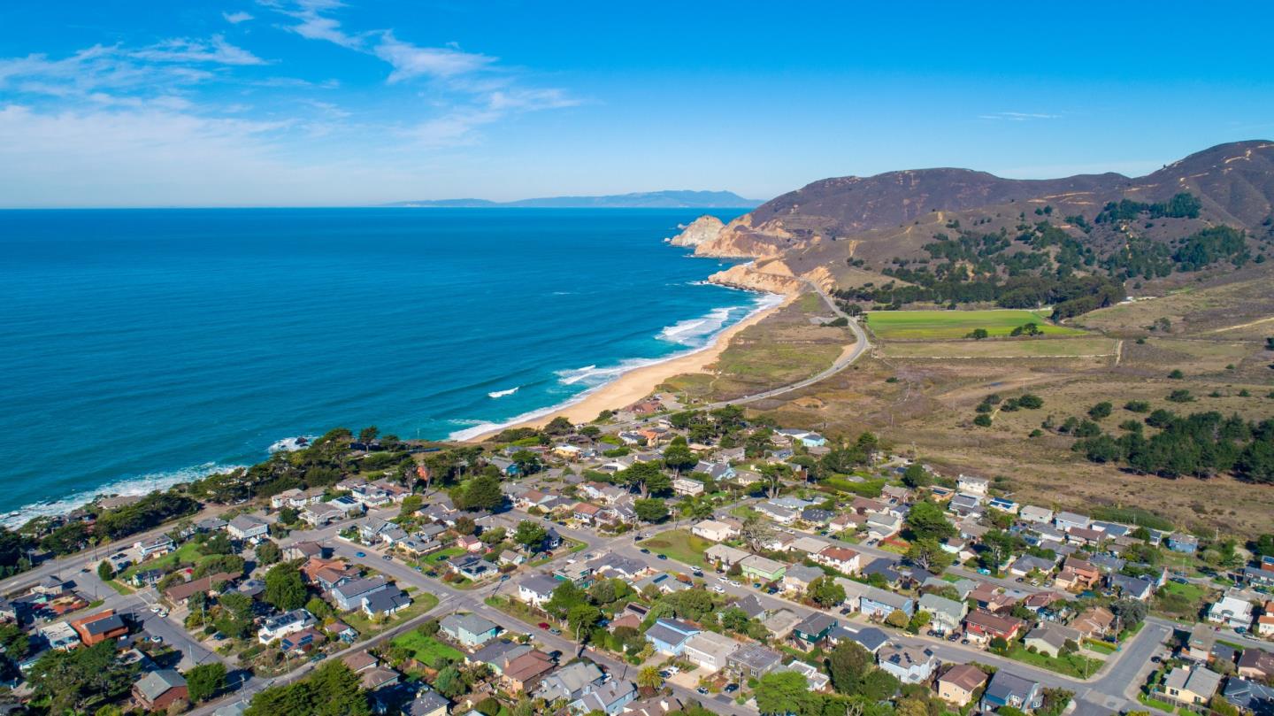 0 8th Street, MONTARA, California 94037, ,Lots And Land,For Sale,8th Street,40974567