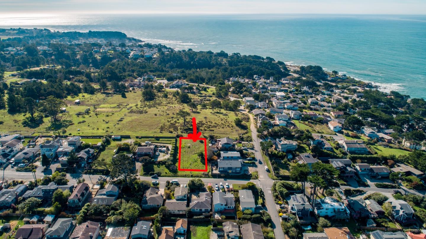 0 8th Street, MONTARA, California 94037, ,Lots And Land,For Sale,8th Street,40974567