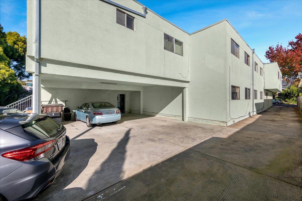 2422 Mckinley Avenue, BERKELEY, California 94703, ,Comm Ri Multi-units 5+,For Sale,Mckinley Avenue,ML81870889