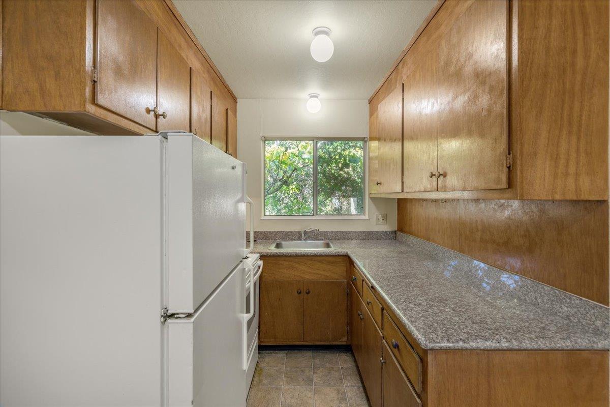 2422 Mckinley Avenue, BERKELEY, California 94703, ,Comm Ri Multi-units 5+,For Sale,Mckinley Avenue,ML81870889