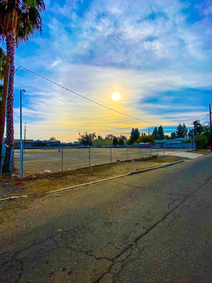 1206 N Effie St, FRESNO, California 93703, ,Comm Lots And Land,For Sale,N Effie St,40974811