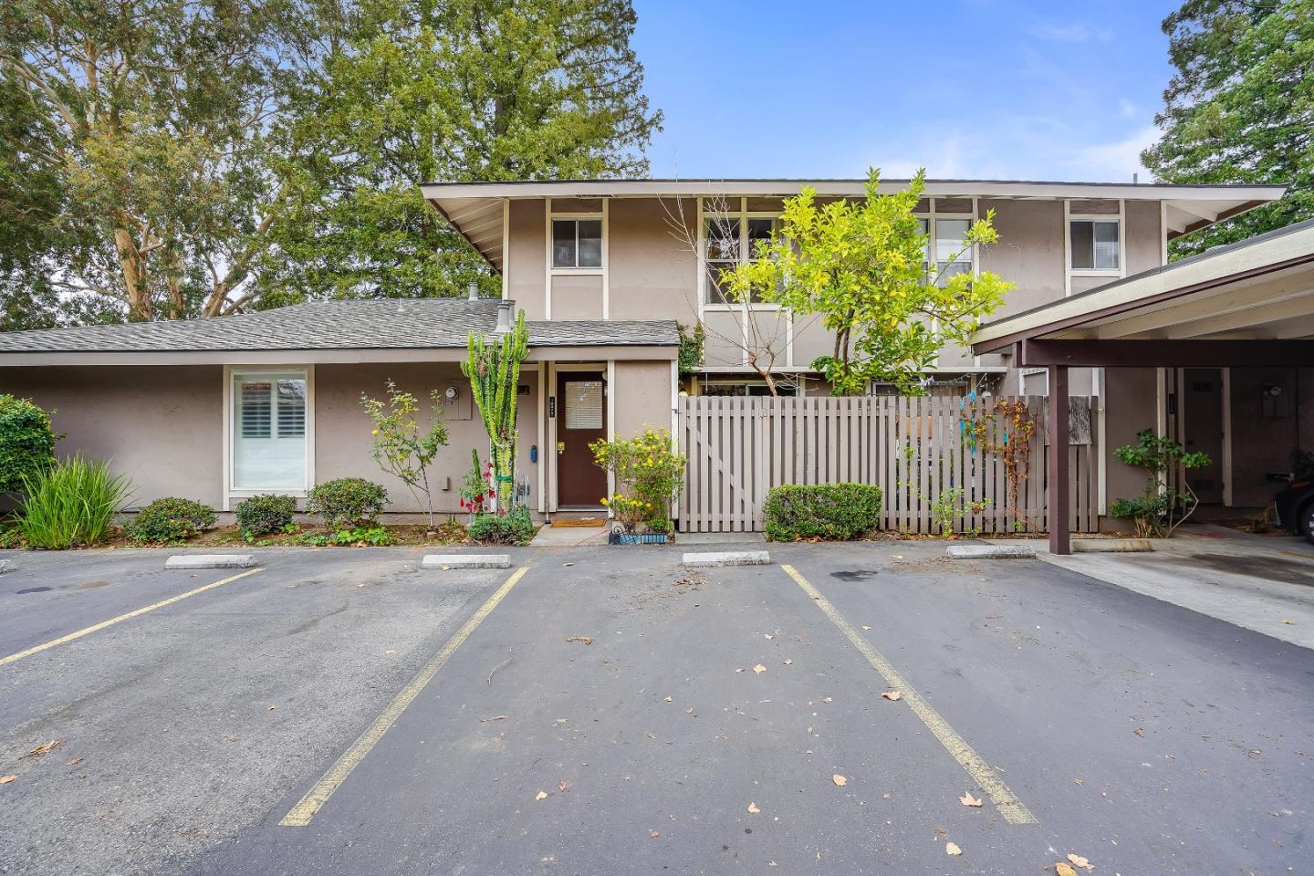 Detail Gallery Image 1 of 40 For 10572 White Fir Ct, Cupertino,  CA 95014 - 2 Beds | 1/1 Baths
