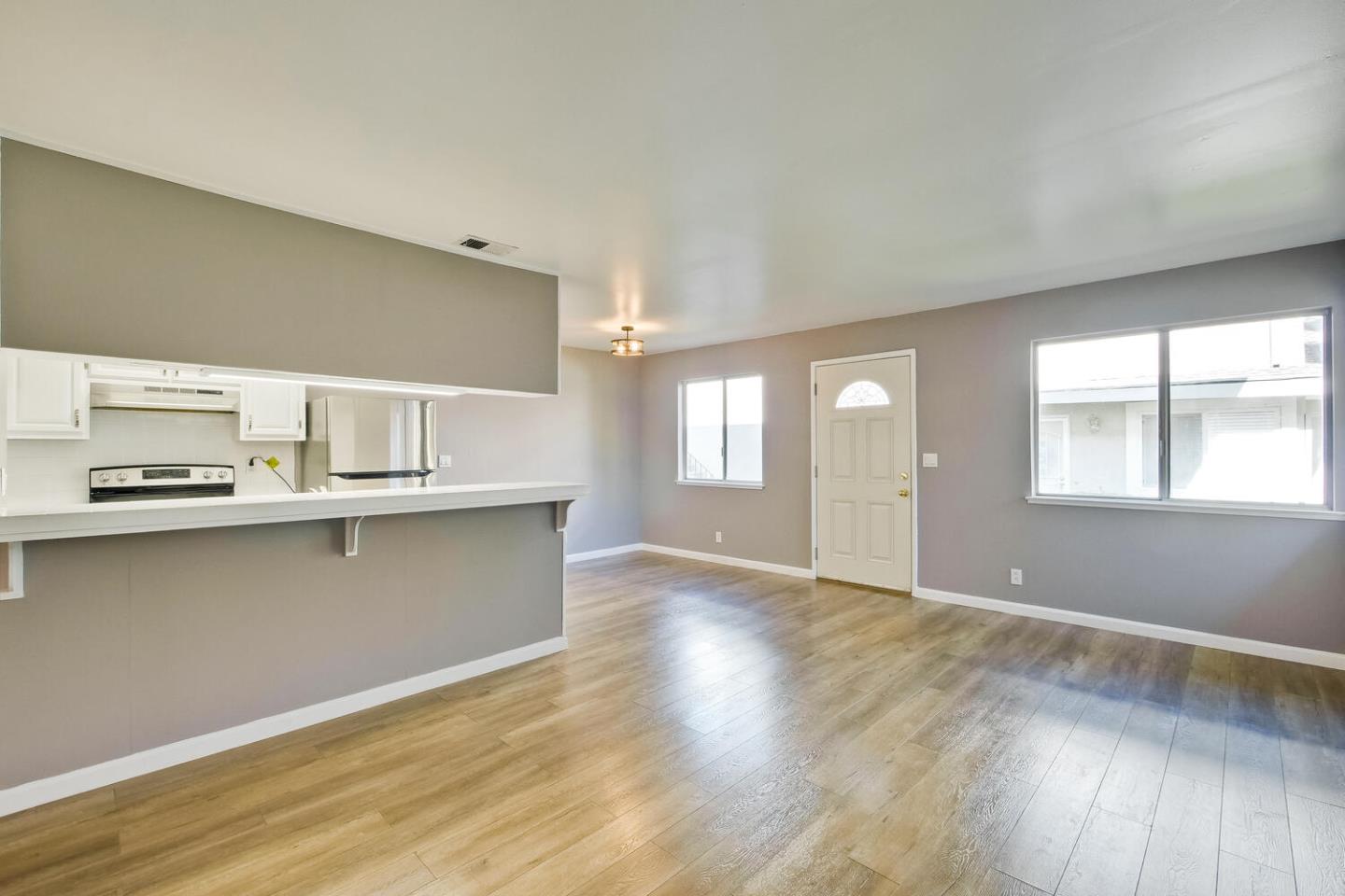 Detail Gallery Image 1 of 1 For 2335 Saidel Dr #2,  San Jose,  CA 95124 - 2 Beds | 1 Baths