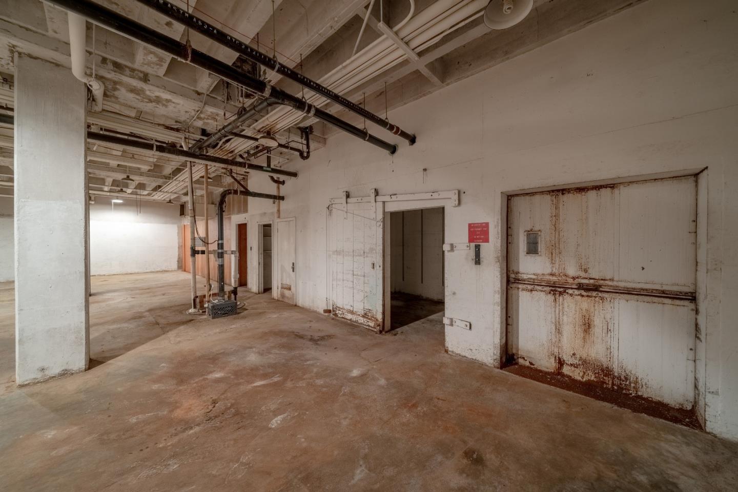 910 Main Street, SALINAS, California 93901, ,Comm Industrial For Sale,For Sale,Main Street,40975201