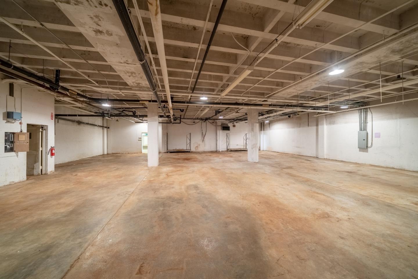 910 Main Street, SALINAS, California 93901, ,Comm Industrial For Sale,For Sale,Main Street,40975201