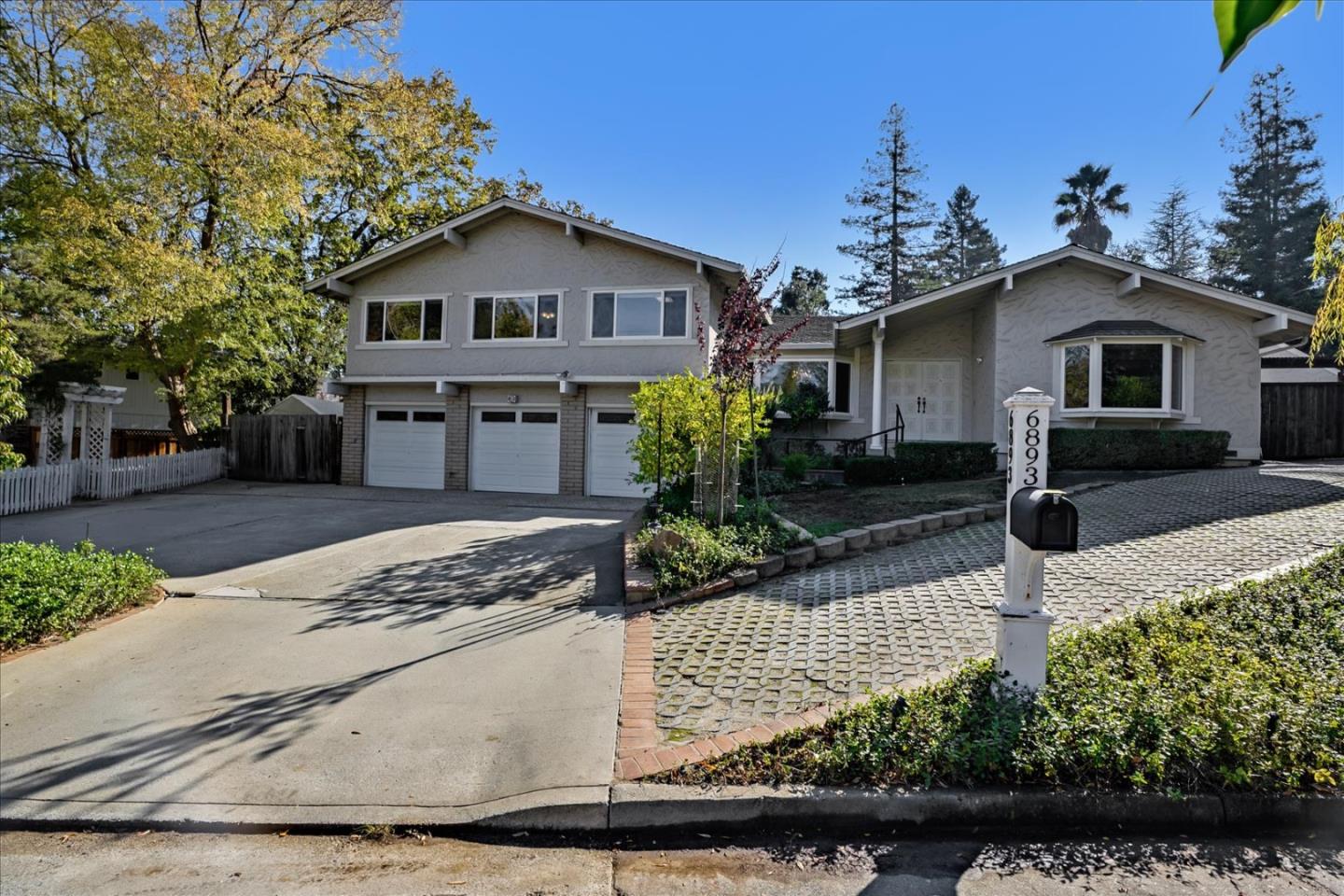 Detail Gallery Image 1 of 1 For 6893 Hampton Dr, San Jose,  CA 95120 - 4 Beds | 2/1 Baths