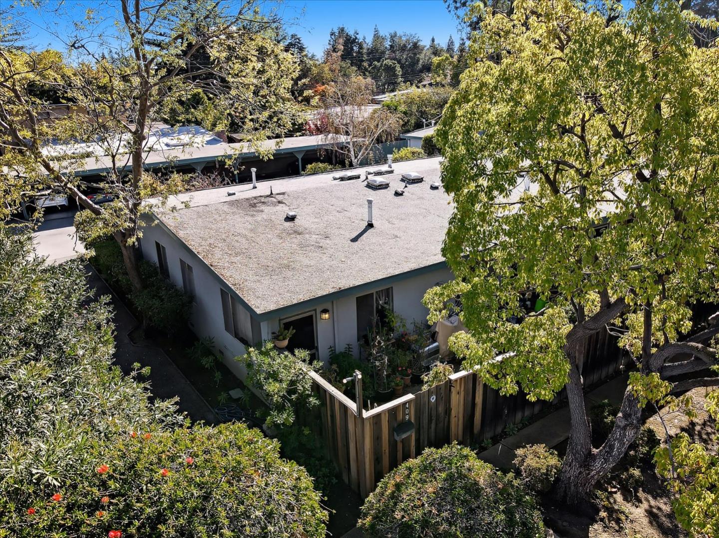 403-419 James Road, PALO ALTO, California 94306, ,Comm Ri Multi-units 5+,For Sale,James Road,ML81871512