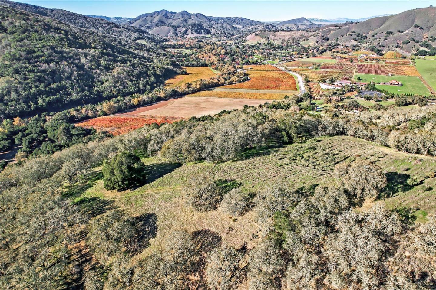 10900 Watsonville Road, GILROY, California 95020, ,Lots And Land,For Sale,Watsonville Road,40975569