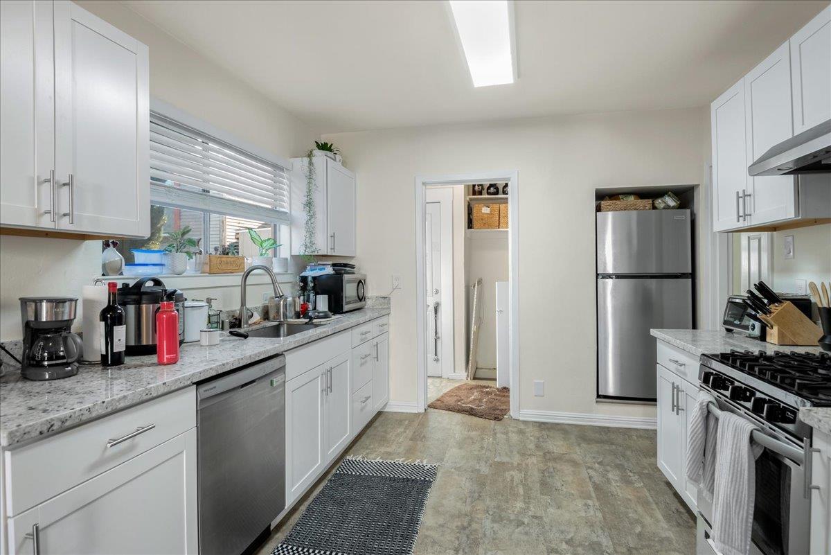 378 Delaware Street, SAN MATEO, California 94401, ,Comm Ri Multi-units 5+,For Sale,Delaware Street,ML81871850