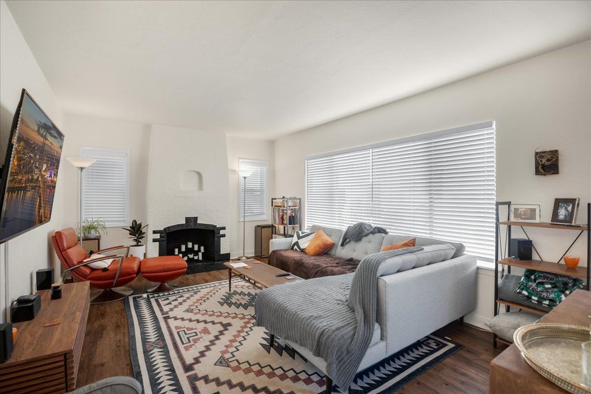 378 Delaware Street, SAN MATEO, California 94401, ,Comm Ri Multi-units 5+,For Sale,Delaware Street,ML81871850