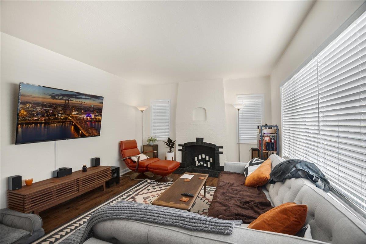 378 Delaware Street, SAN MATEO, California 94401, ,Comm Ri Multi-units 5+,For Sale,Delaware Street,ML81871850