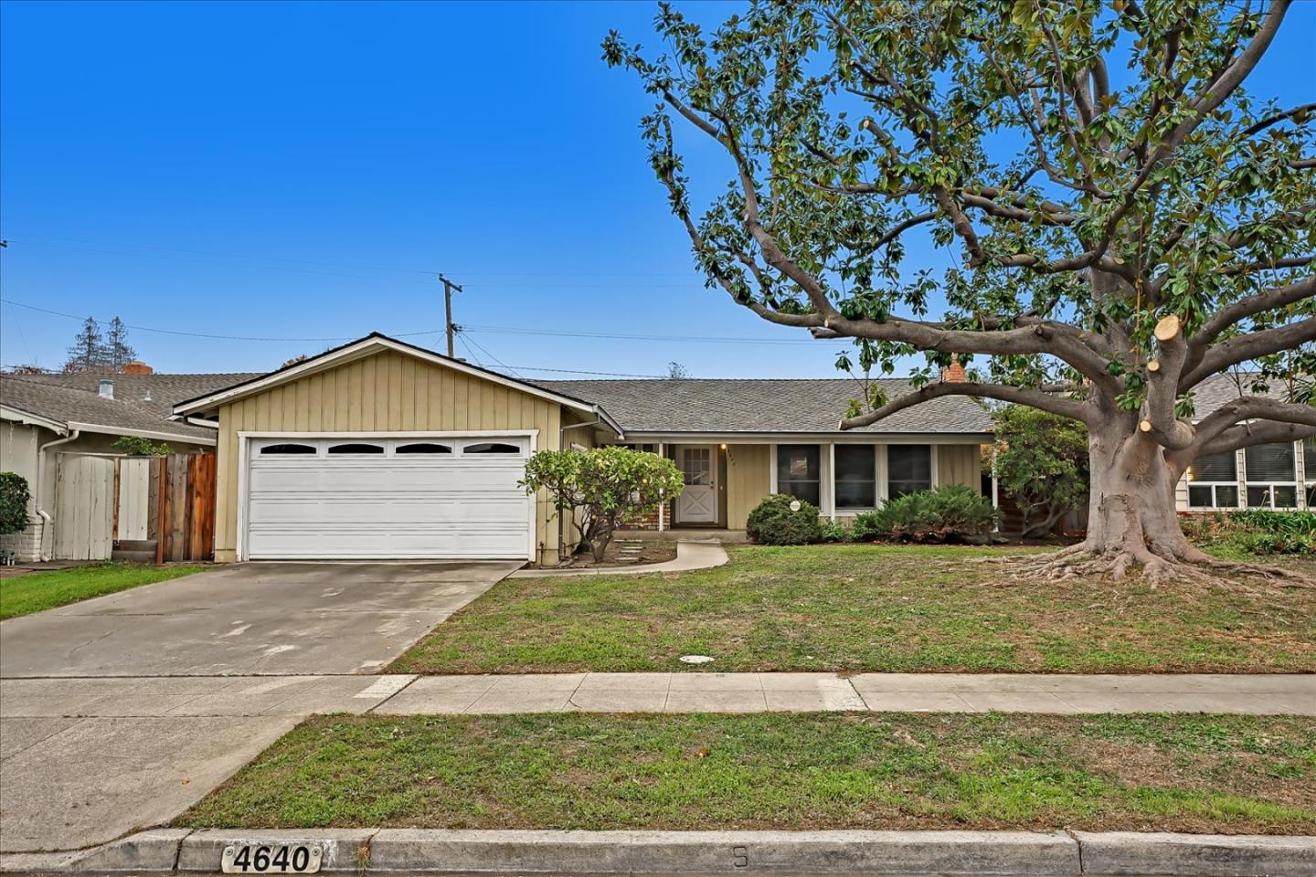 Detail Gallery Image 1 of 1 For 4640 Clarendon Dr, San Jose,  CA 95129 - 3 Beds | 2 Baths