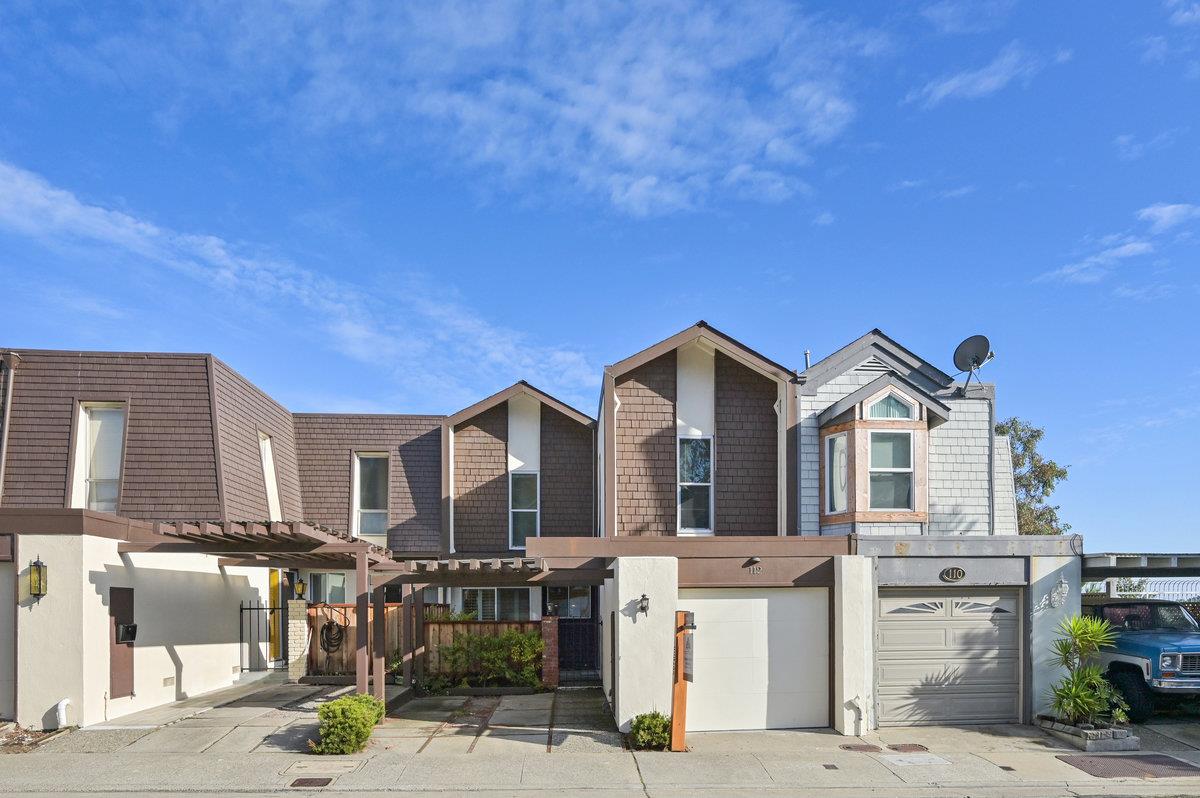 Detail Gallery Image 1 of 1 For 112 Oxford Ln, San Bruno,  CA 94066 - 3 Beds | 2/1 Baths