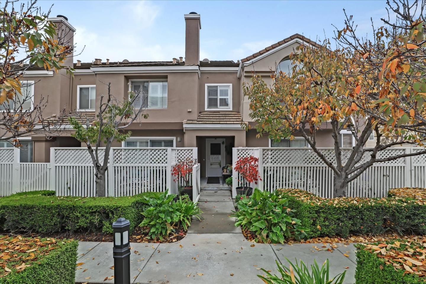 Detail Gallery Image 1 of 1 For 6957 Rodling Dr #B,  San Jose,  CA 95138 - 2 Beds | 2/1 Baths