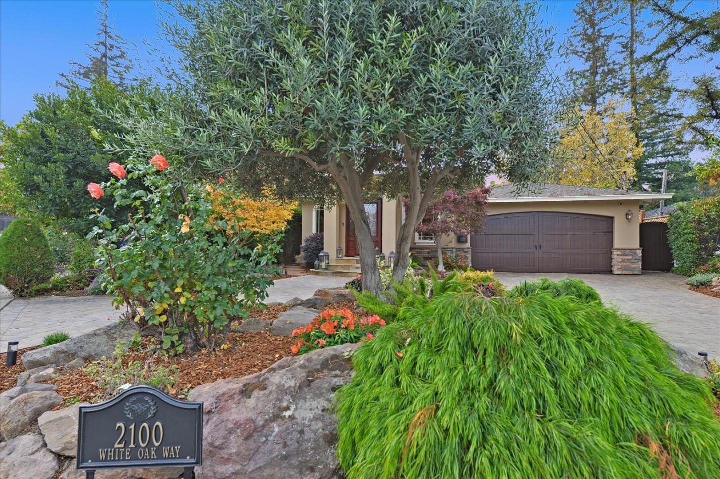 Detail Gallery Image 1 of 1 For 2100 White Oak Way, San Carlos,  CA 94070 - 4 Beds | 3/1 Baths