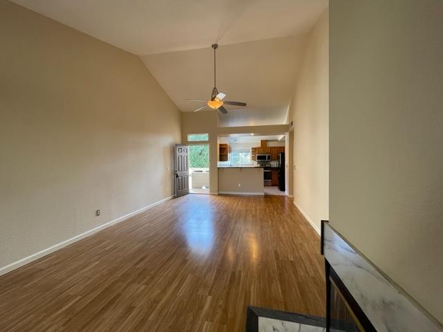 Detail Gallery Image 1 of 1 For 1635 Parkview Green Cir, San Jose,  CA 95131 - 2 Beds | 2 Baths