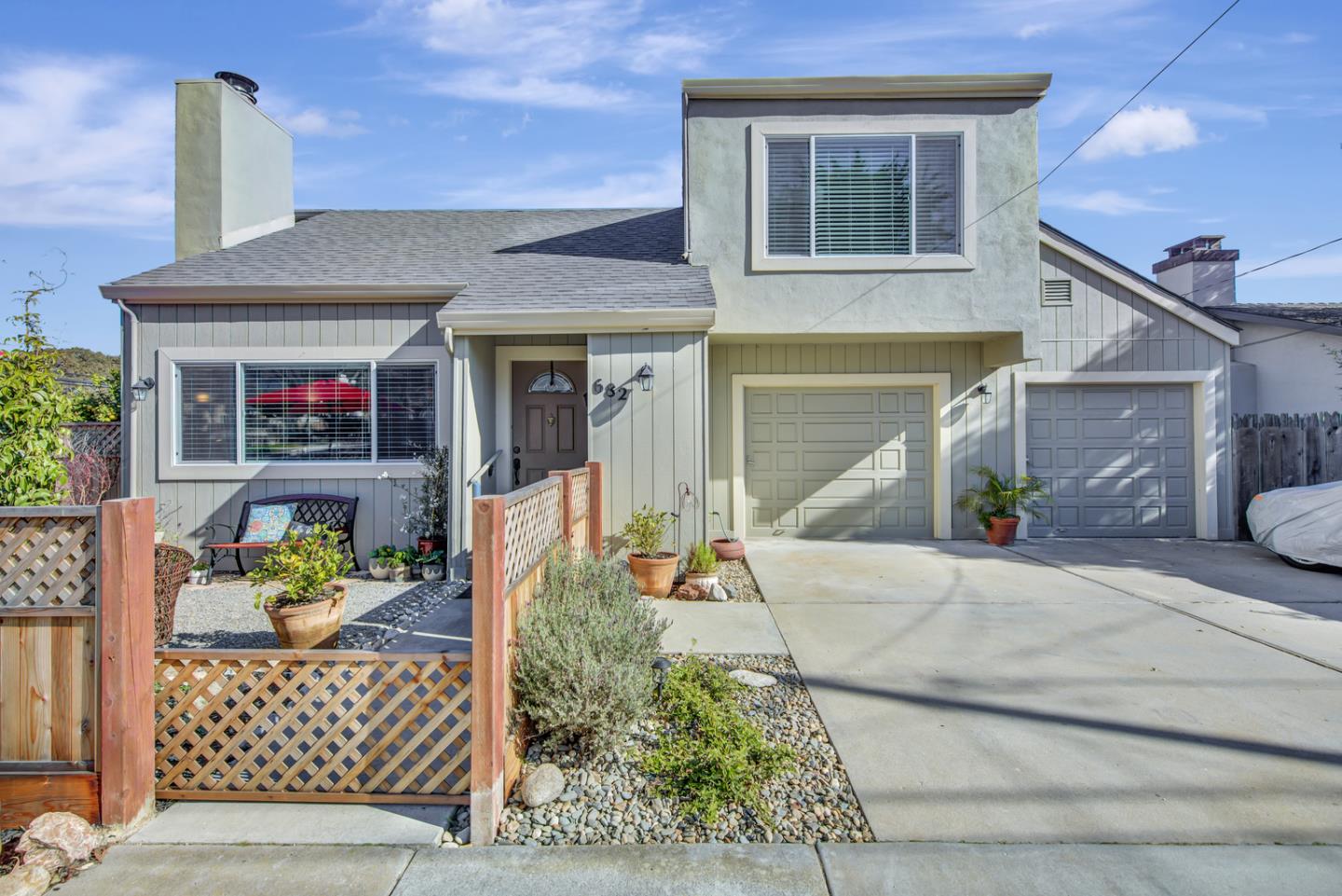 Detail Gallery Image 1 of 1 For 682 Cypress St, Monterey,  CA 93940 - 3 Beds | 2/1 Baths