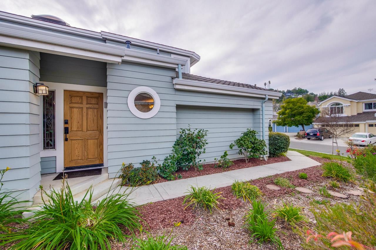 11680 Timber Spring Court, CUPERTINO, CA 95014