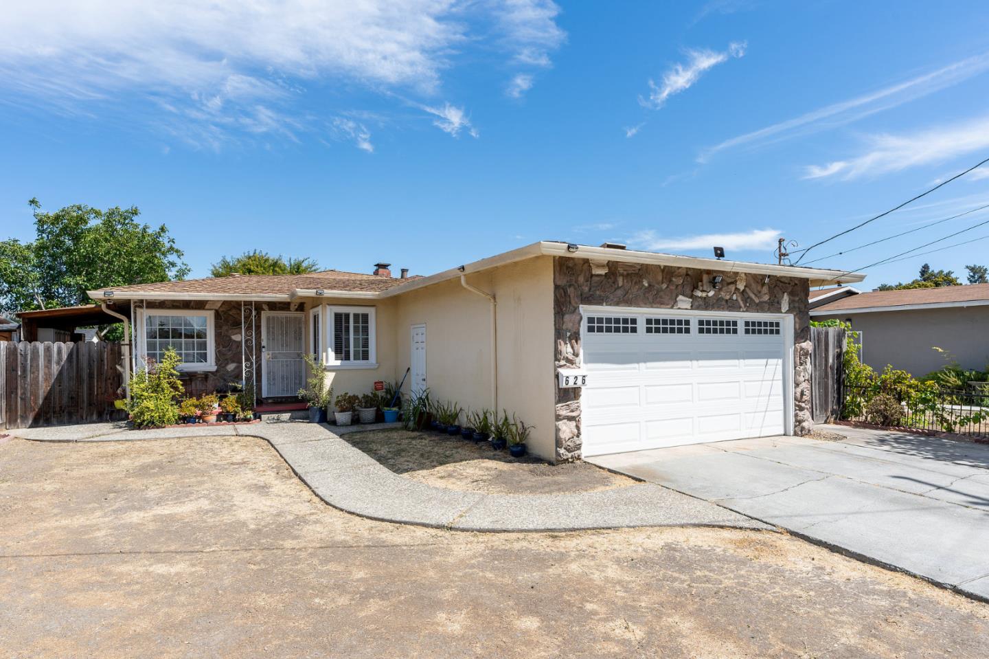 Detail Gallery Image 1 of 1 For 626 N Bayview Ave, Sunnyvale,  CA 94085 - 4 Beds | 2 Baths