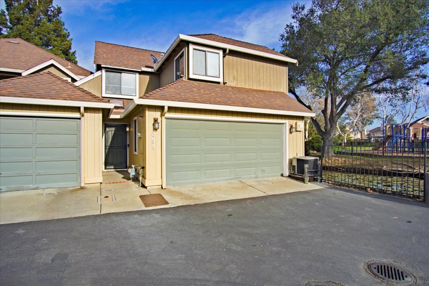 Detail Gallery Image 1 of 1 For 394 Creekview Dr, Morgan Hill,  CA 95037 - 3 Beds | 2/1 Baths