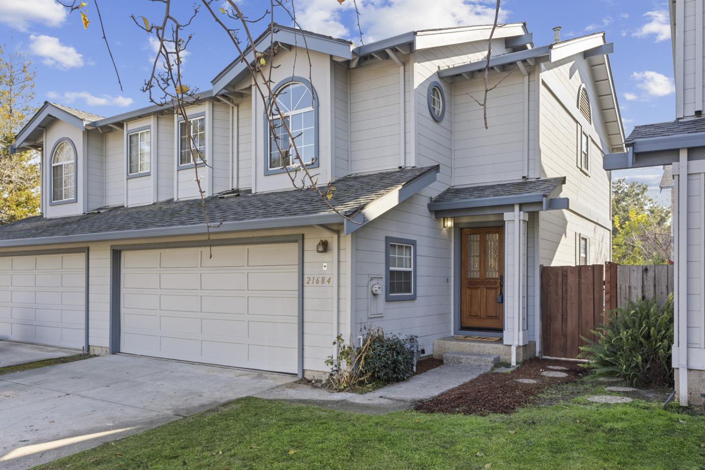 21684 Olive Ave, Cupertino, CA 95014 2 Beds 2/1 Baths (Sold