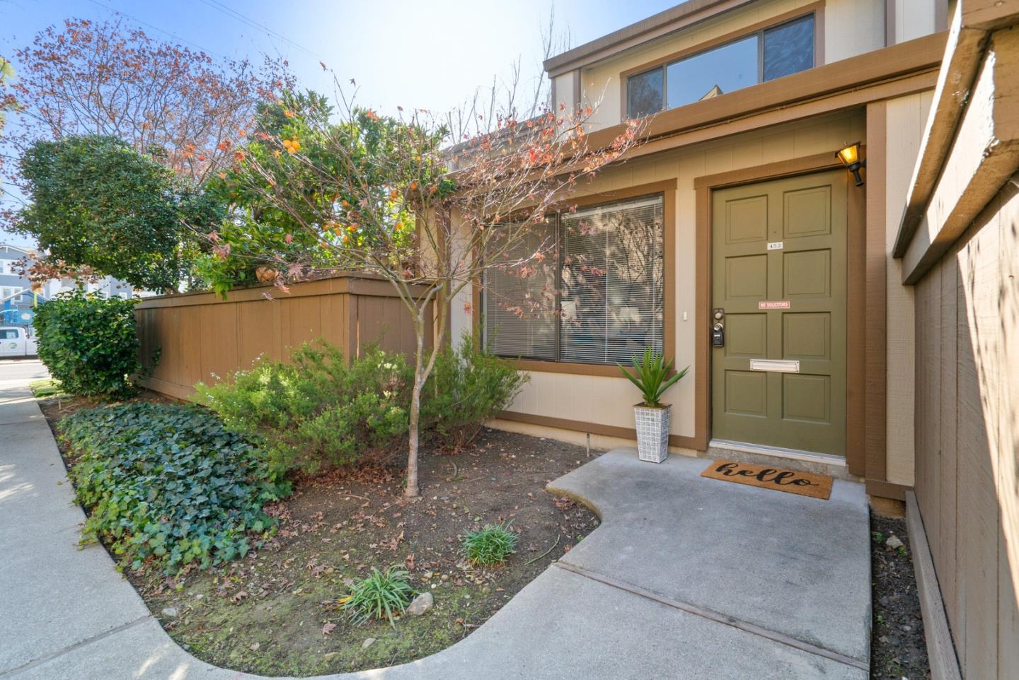 Detail Gallery Image 1 of 1 For 49 Showers Dr #B452,  Mountain View,  CA 94040 - 3 Beds | 2/1 Baths