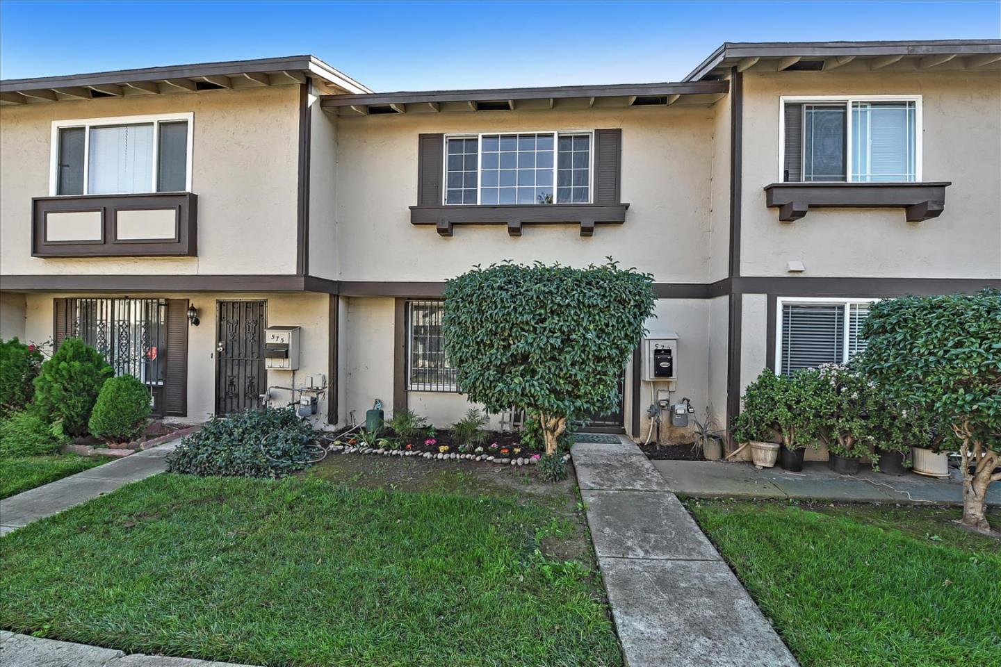 Detail Gallery Image 1 of 1 For 573 Bamboo Ct, San Jose,  CA 95111 - 3 Beds | 1/1 Baths